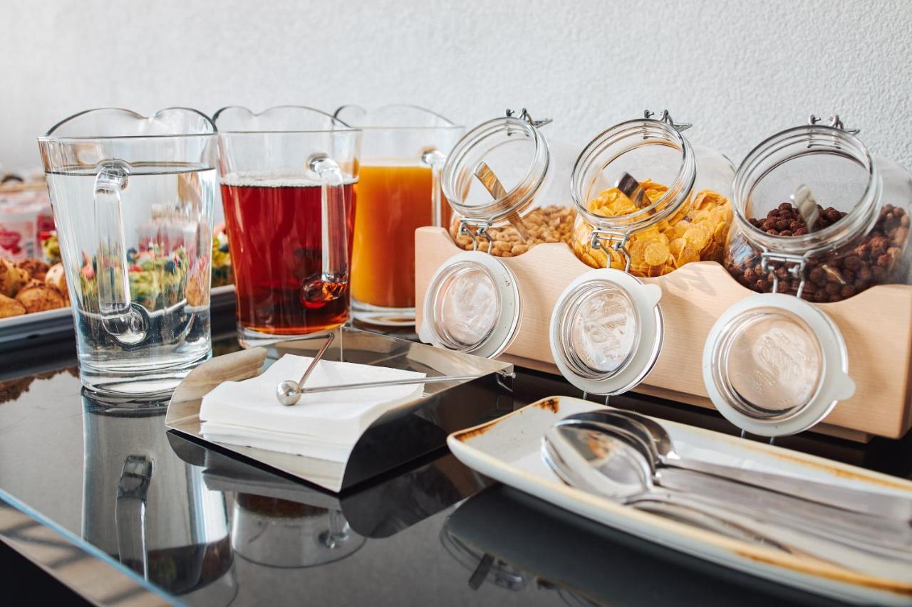 Molo Park Aparthotel Мельно Экстерьер фото