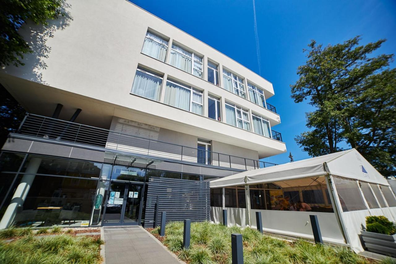 Molo Park Aparthotel Мельно Экстерьер фото